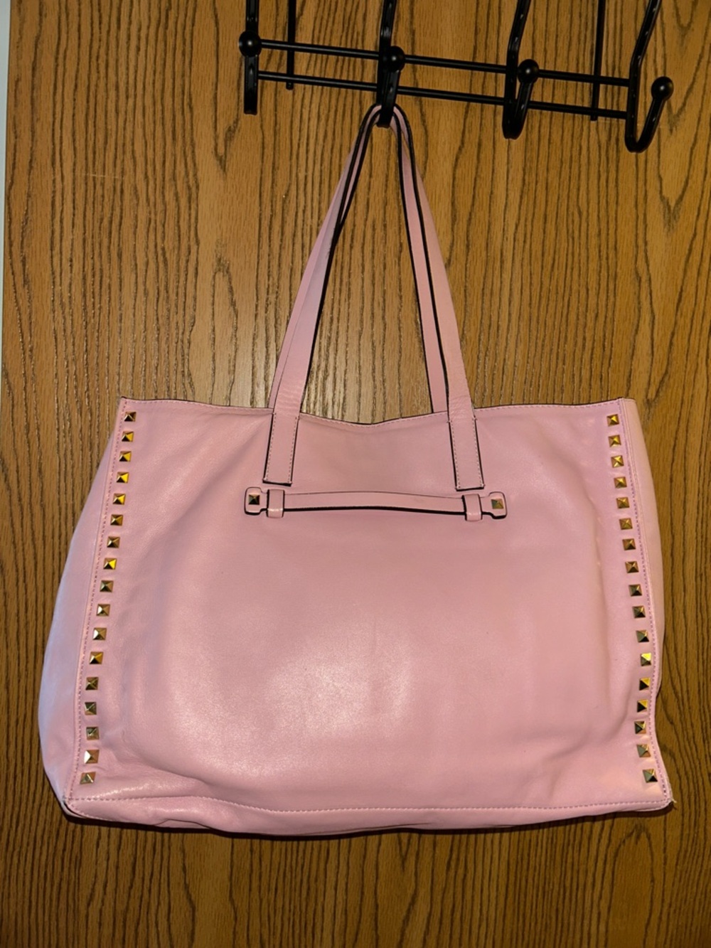 Valentino rockstud luxurious leather large tote - Picture 5 of 15